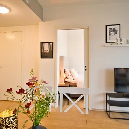 With A Double Bed And Sofa Bed Free Parking Appartement